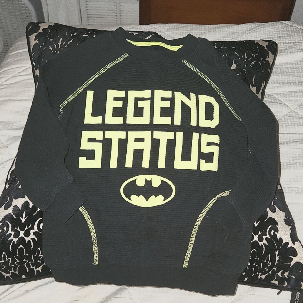 BATMAN TM 🦇 5T Long Sleeve Top & Pants